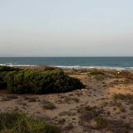 شقة Apartamento Playa آريناليس ديل سول المظهر الخارجي الصورة