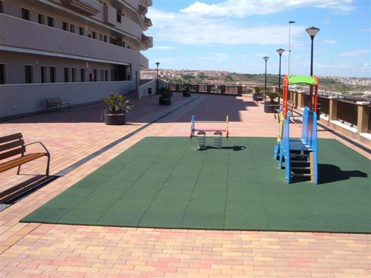 شقة Apartamento Playa آريناليس ديل سول المظهر الخارجي الصورة