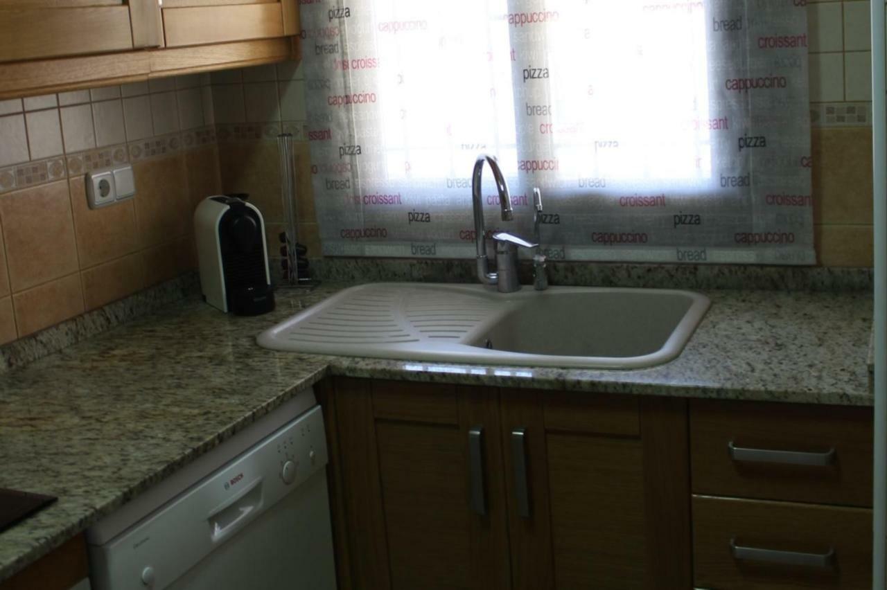 شقة Apartamento Playa آريناليس ديل سول المظهر الخارجي الصورة